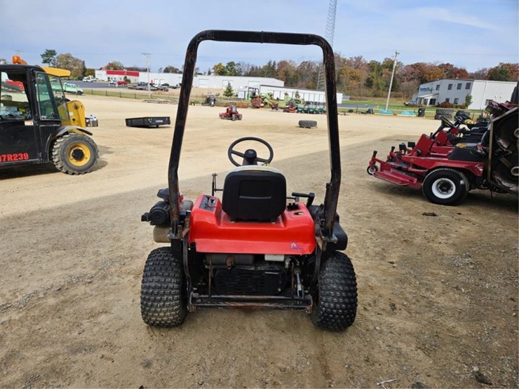 #3036-•-smithco-super-star-sand-trap-rake-image-4