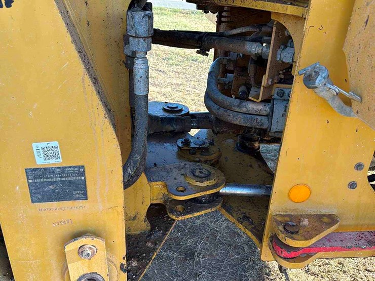 caterpillar-930m-image-11