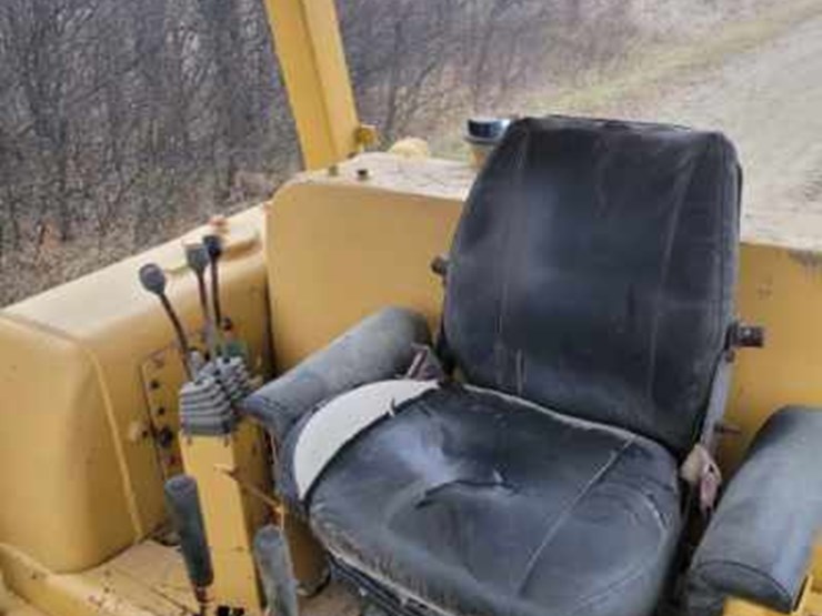 caterpillar-d8h-image-10