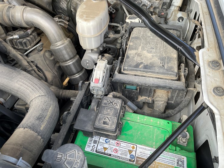 #1123-•-2019-chevrolet-silverado-pickup-truck(has-mn-title)-image-30