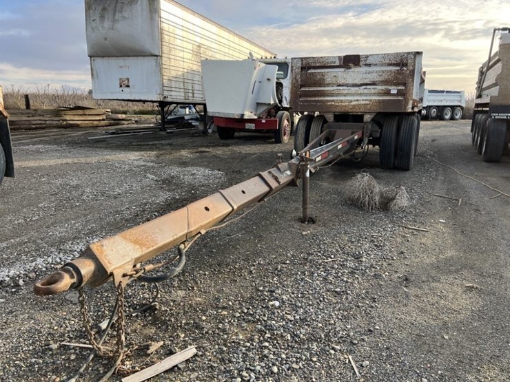 columbia-t/a-pup-trailer-image-1
