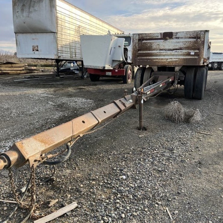 Columbia T/A Pup Trailer