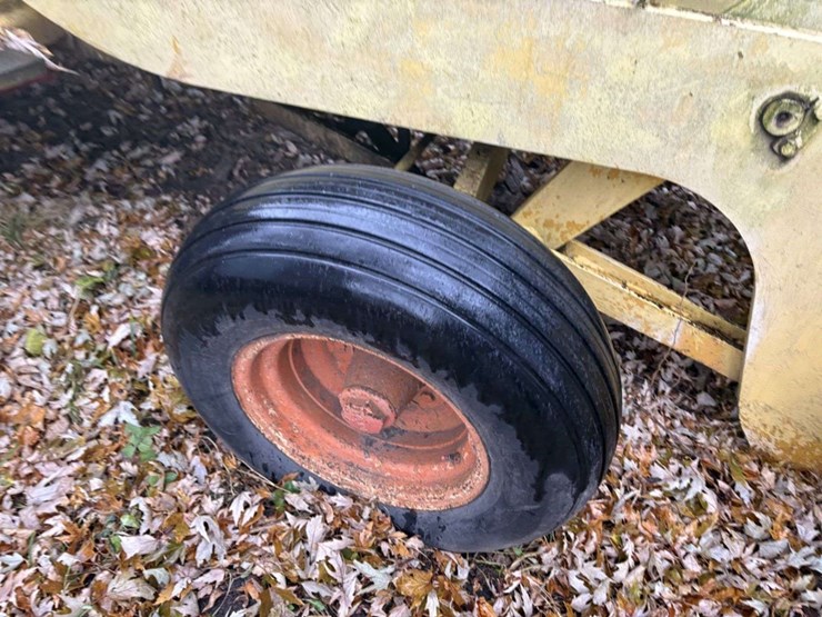 case-ck680-backhoe-tractor,-gas,-80”-bucket,-24”-hoe-bucket,-last-ran-2-years-ago-image-9