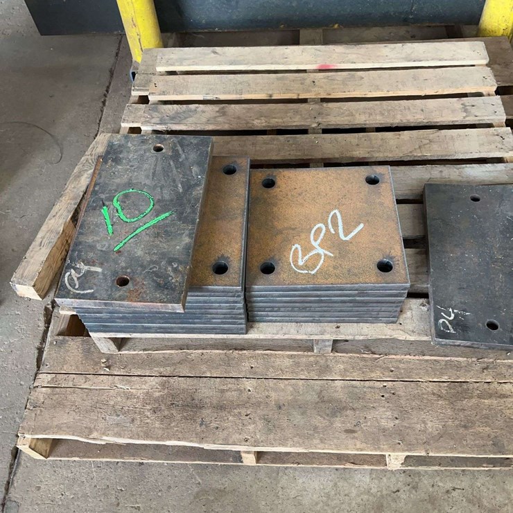 (18) Steel Plate Plates - Measurements Below