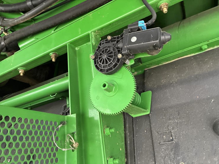john-deere-9560-image-46