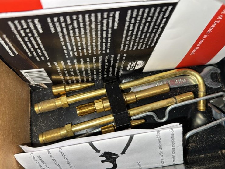 #177-•-guide-rollers-and-cutting-torch-image-5