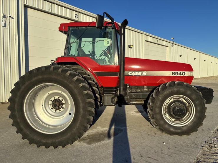case-ih-8940-image-4