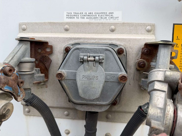 2006-utility-4000d-x-image-9