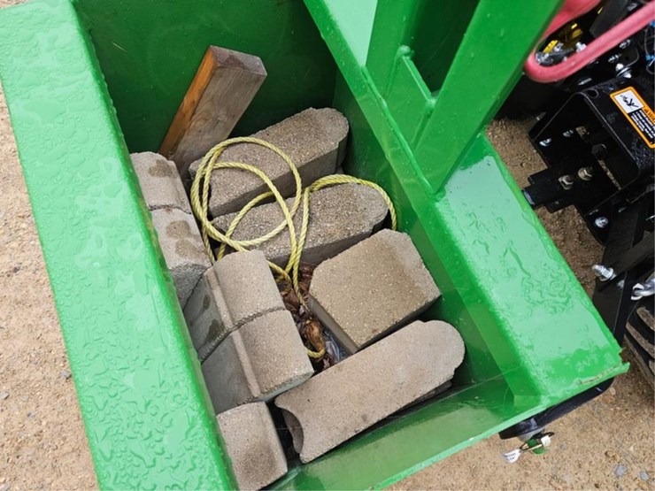 john-deere-1025-image-16