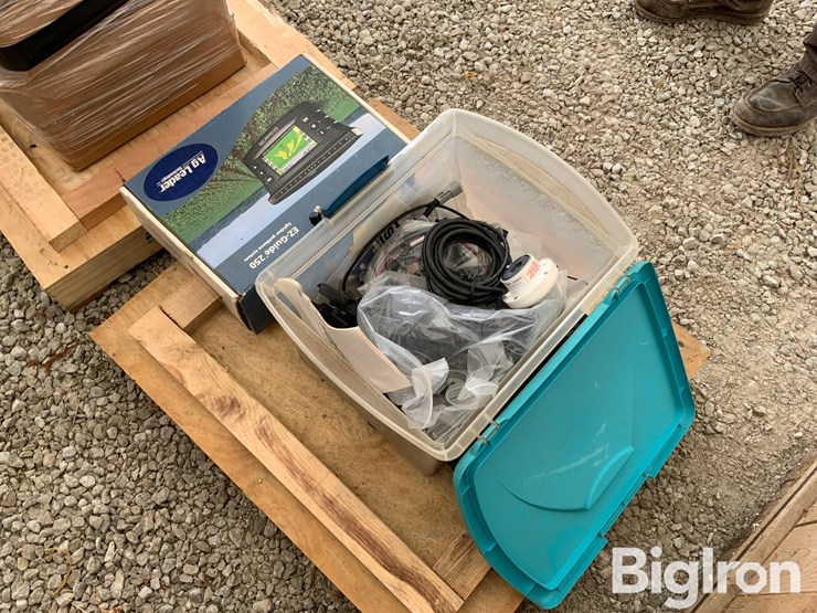 pallet-of-farm-precision-equipment-image-5