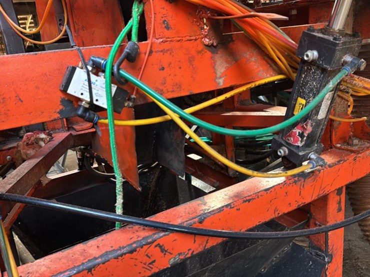 #108-•-chop-saw-image-11