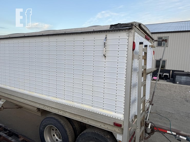 2002-stoughton-dolly-image-37