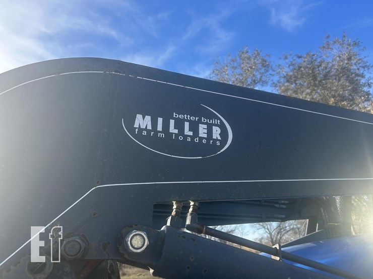 2003-new-holland-tm120-image-9