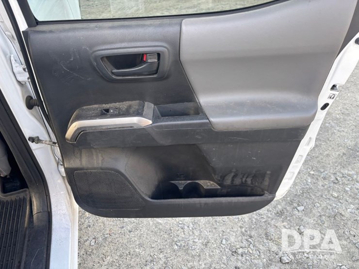 toyota-tacoma-image-52