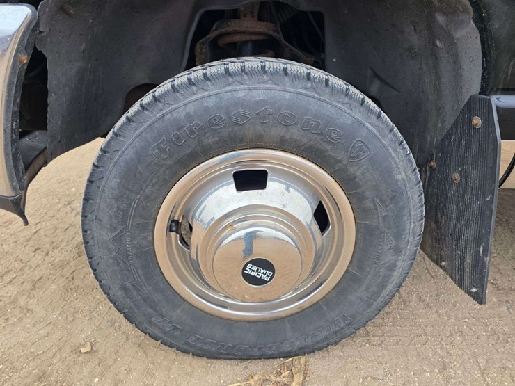 2005-dodge-ram-3500-image-23