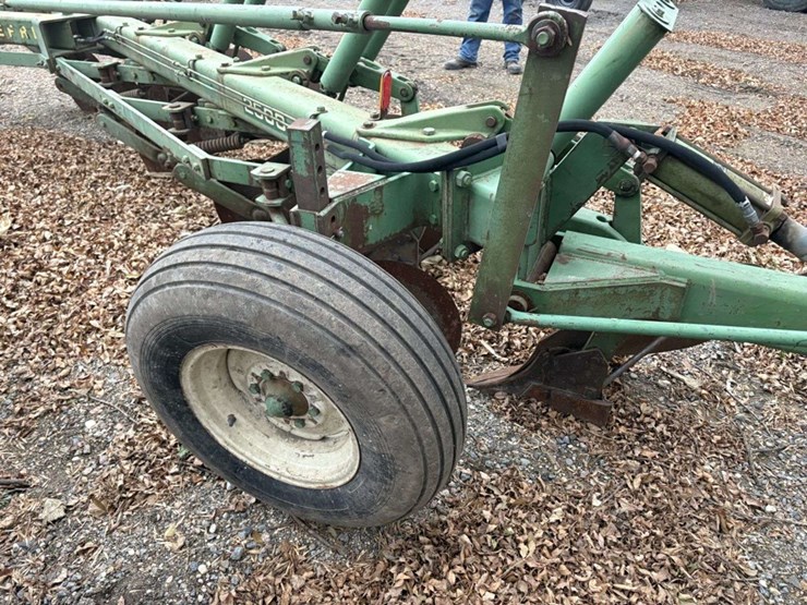 john-deere-2500-image-4