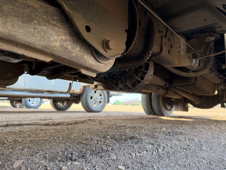 2006-ford-f550-image-9