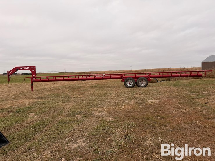 2023-hayliner-42gn-8-bale-dump-wagon-image-8