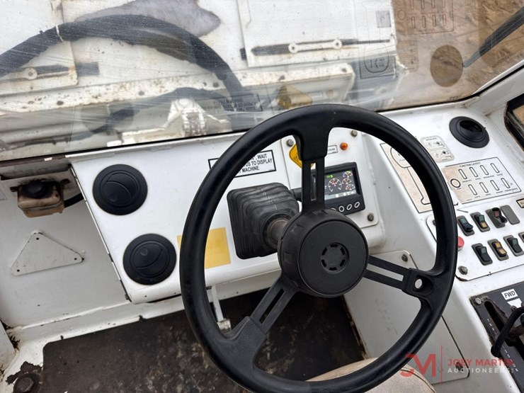 roadtec-fb-100e-sweeper-image-21