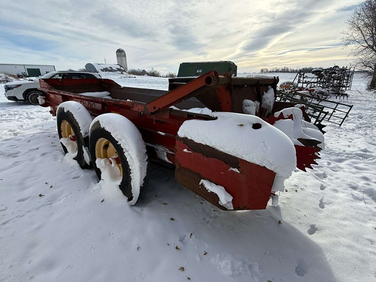 new-holland-185-image-8