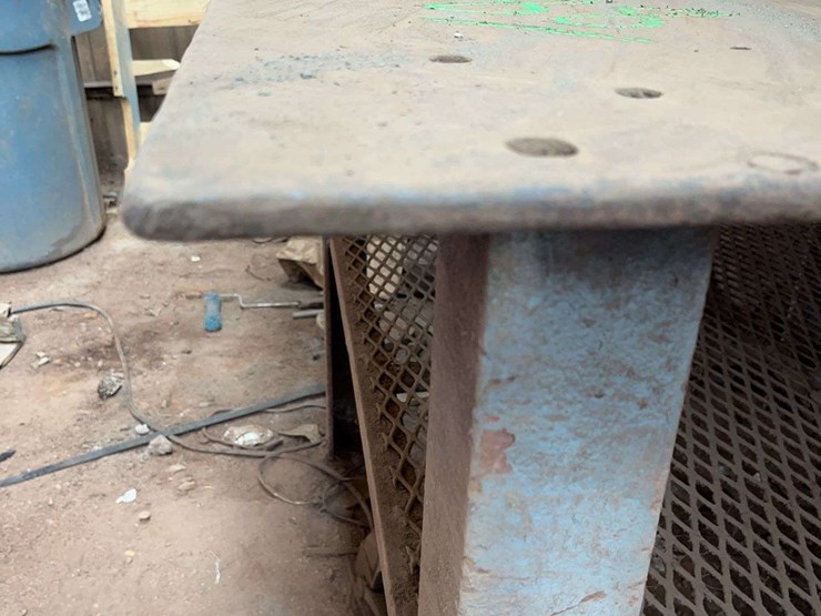 (3)-steel-work-tables-image-3