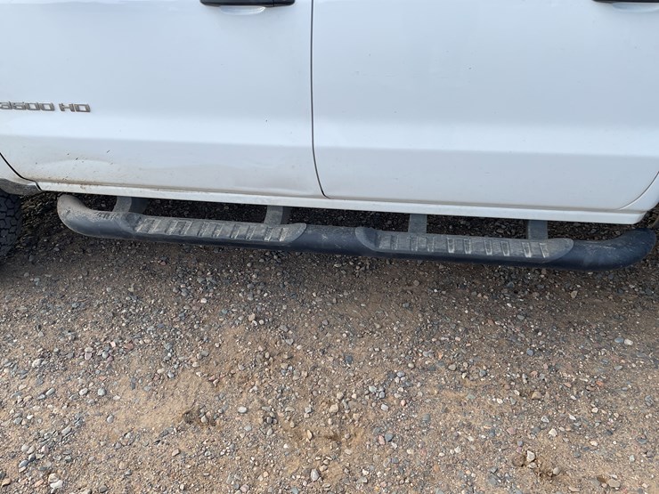 #1123-•-2019-chevrolet-silverado-pickup-truck(has-mn-title)-image-11