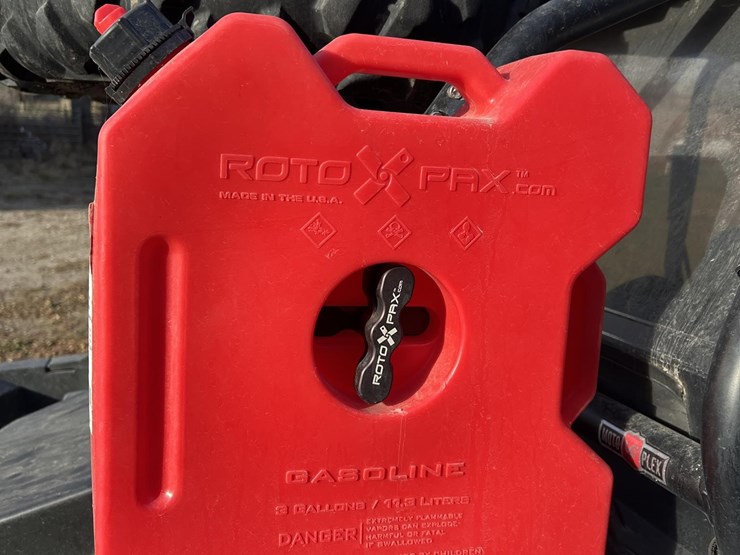 2022-polaris-rzr-1000-image-38