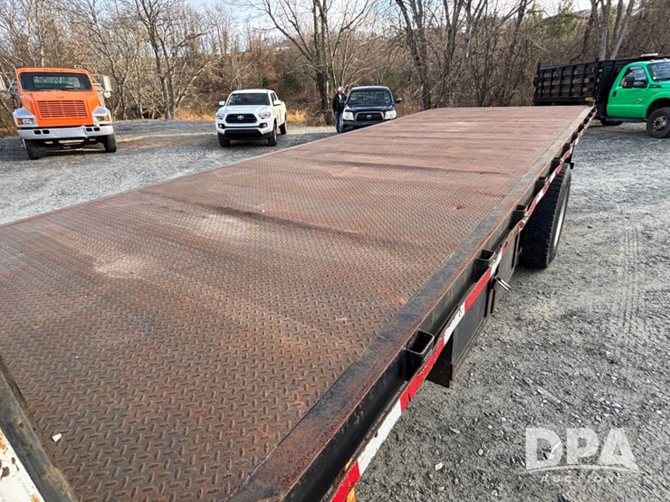 international-4700-image-27