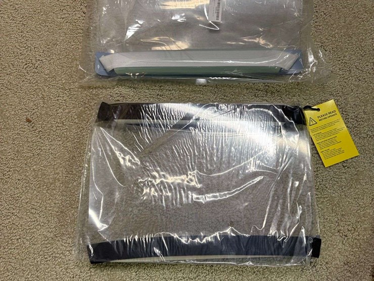 face-shield-isolation-masks-(4)-2-–-duraslim-maxboost-face-shields,-2-–-face-shield-protective-isola-image-1