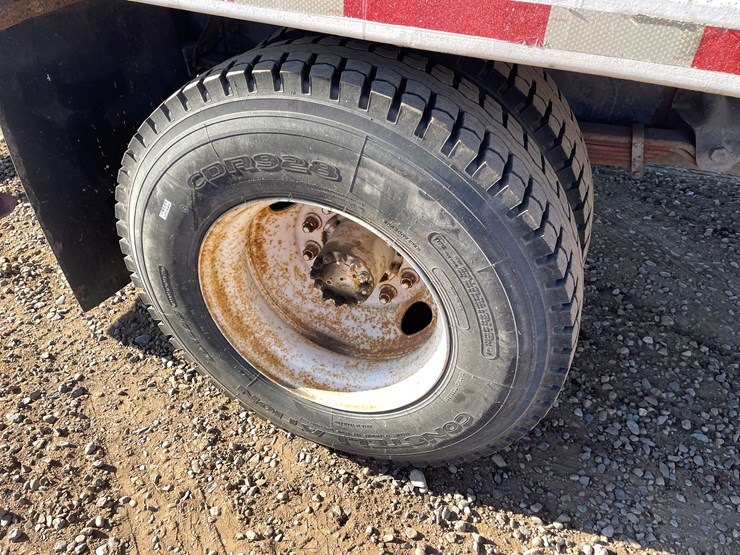 #1141-•-1995-gmc-topkick-bucket-truck-(has-mn-title)-image-15