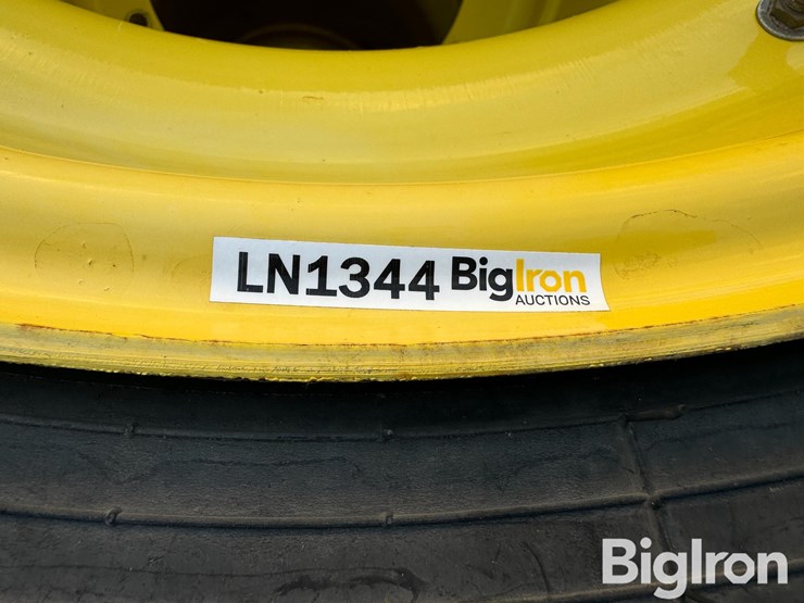 lsw-tires-&-rims-for-jd-8r-tractor-image-15