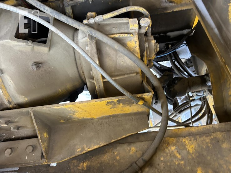 1981-oshkosh-green-snow-blower-image-36