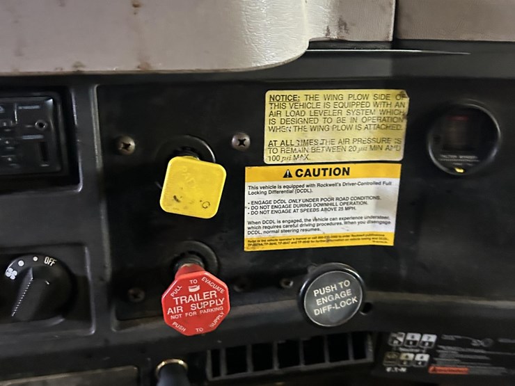 1998-international-s2500-image-25