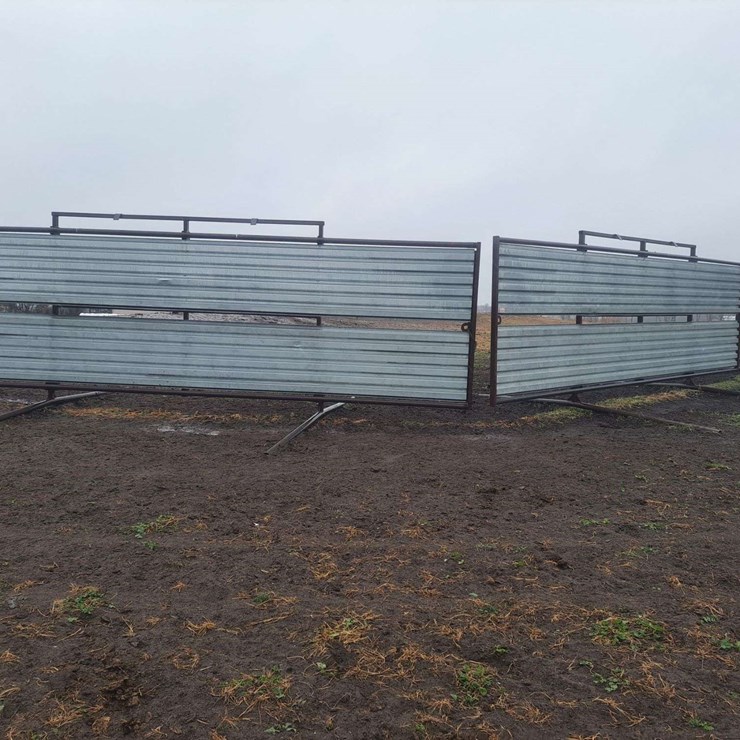 (1) C&W Welding Windbreak Panel, 26’ Long, 14’ Removable Legs, Weigh Over 1150lbs