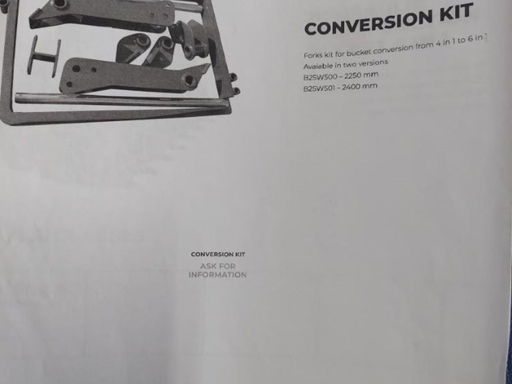 new-holland-lb95-image-10