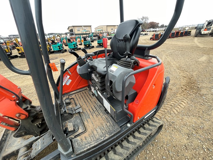 kubota-kx71-image-13