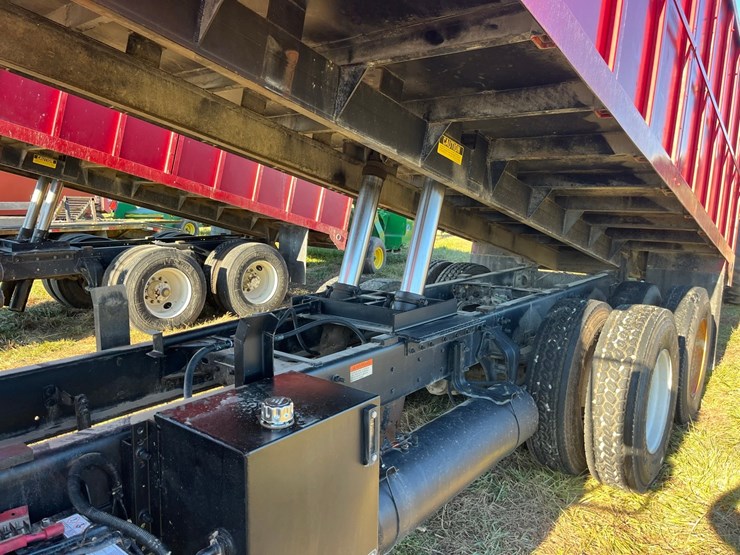 05-freightliner,-m2,-20’johnny-gregory-dump-grain-body,-5’-sides,-image-14