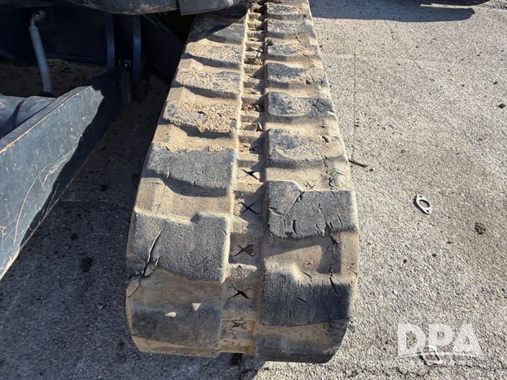 2020-yanmar-vio55-image-25