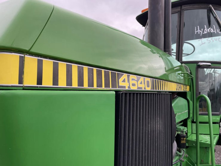 john-deere-4640-image-10