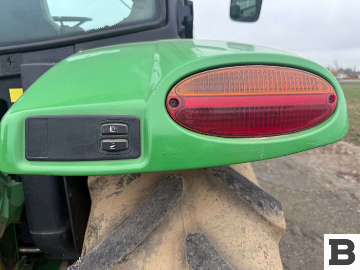 2012-john-deere-6115r-image-43