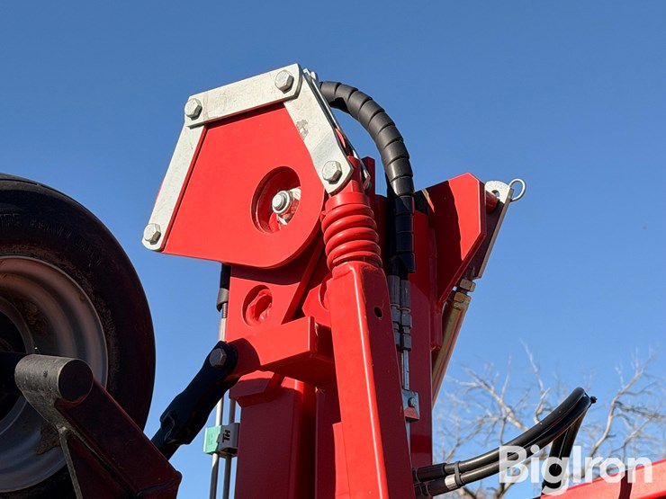 2022-hatzenbichler-30'-hydraulic-comb-harrow-image-18