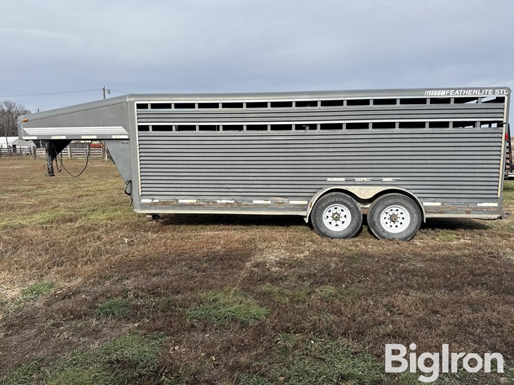 2003-featherlite-5320-gooseneck-livestock-trailer-image-8