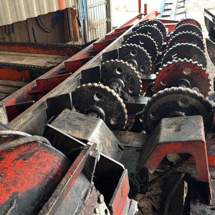 #100 • Morbark Debarker