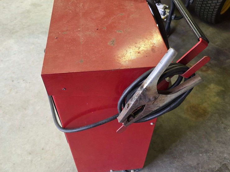 century-ac-dc-hd-stick-welder,-used-very-little,-working-order-image-5