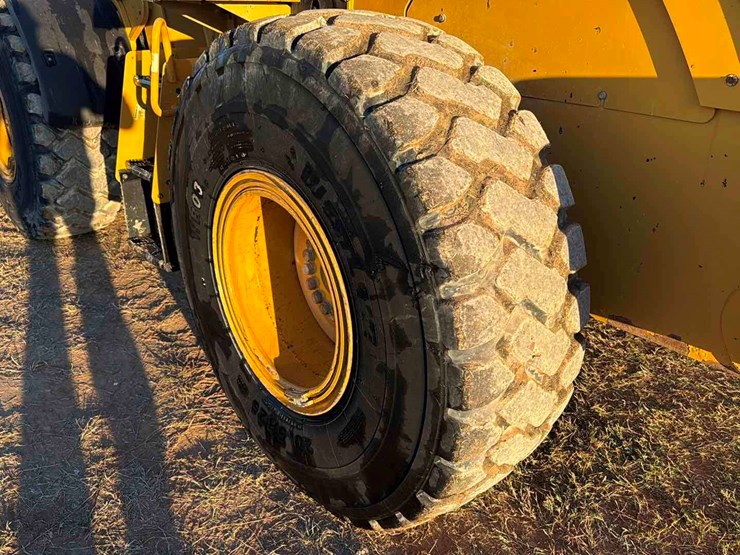 caterpillar-930m-image-16