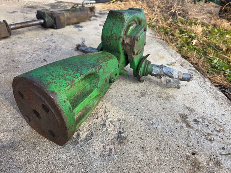 john-deere-10-image-5