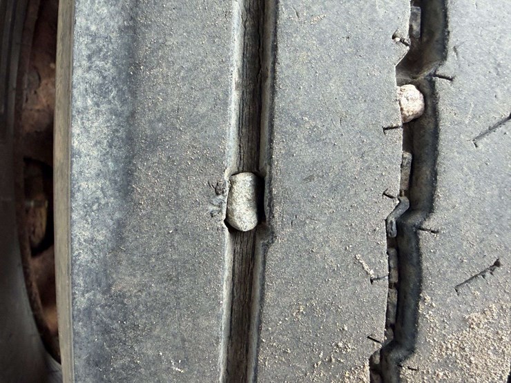 2006-utility-4000d-x-image-21