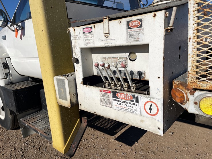 #1140-•-1995-chevrolet-kodiak-boom-truck-has-mn-title)-image-15