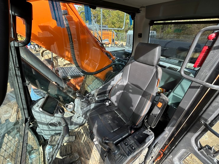 doosan-dx255-lc-image-17