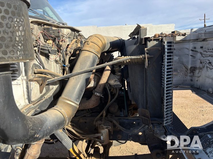 1981-new-leader-l2020-image-56